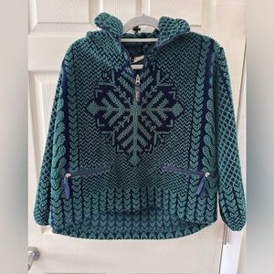Vintage snowflake fleece